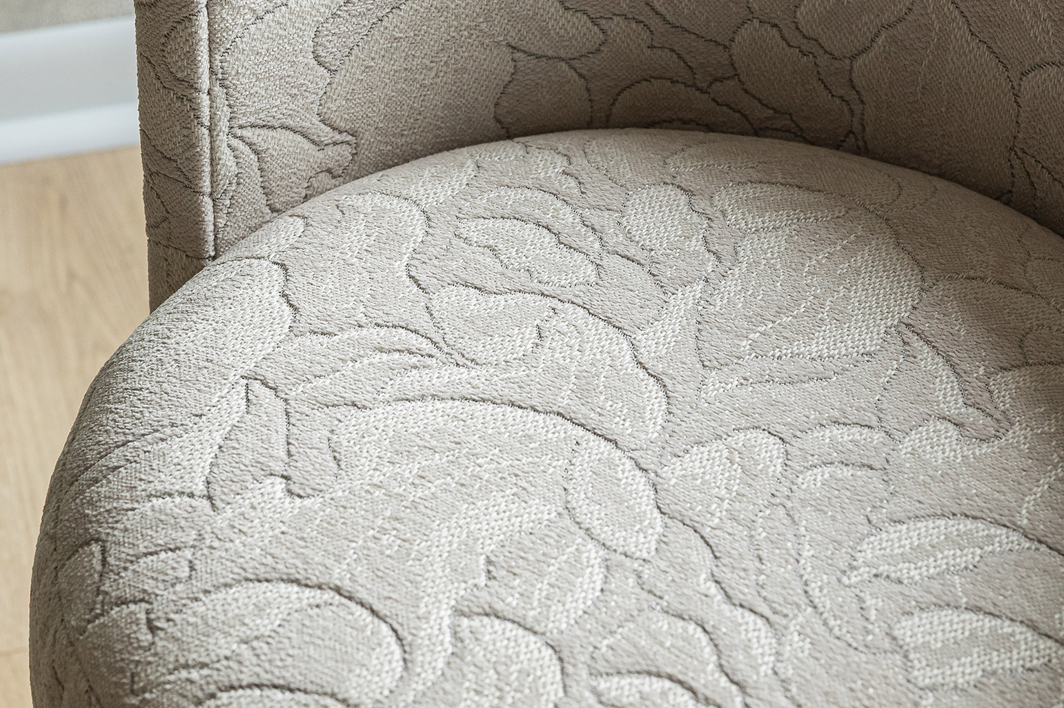 4355-01 Daylily Marzipan